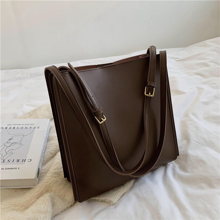 Claudia | Sleek Long-Strap Shoulder Tote