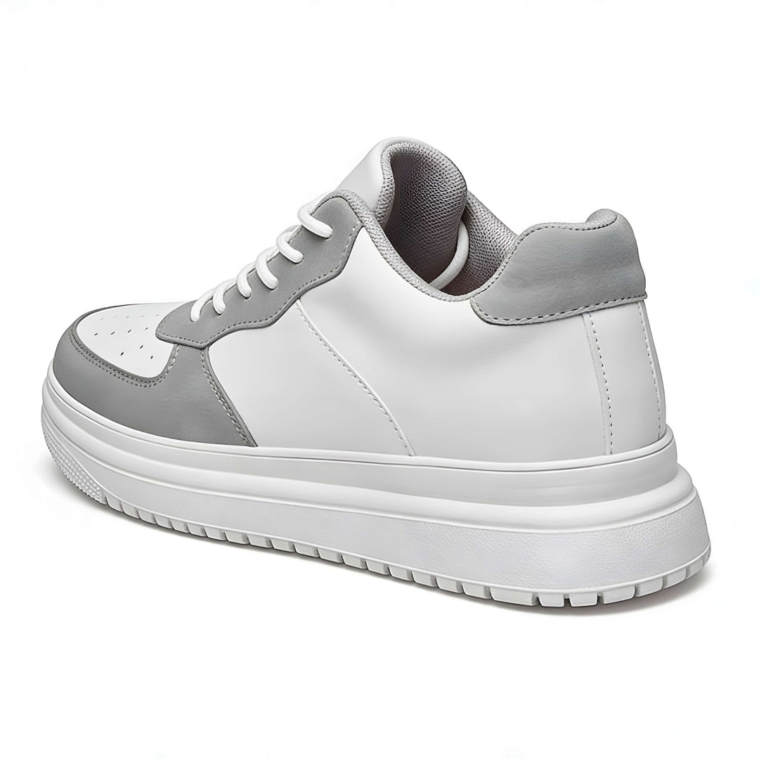 Jake Milo Sneakers