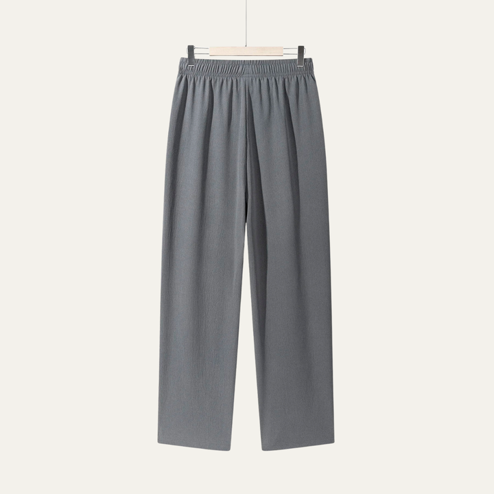 The Harrington Bay Men’s Straight Leg Casual Drawstring Sweatpants