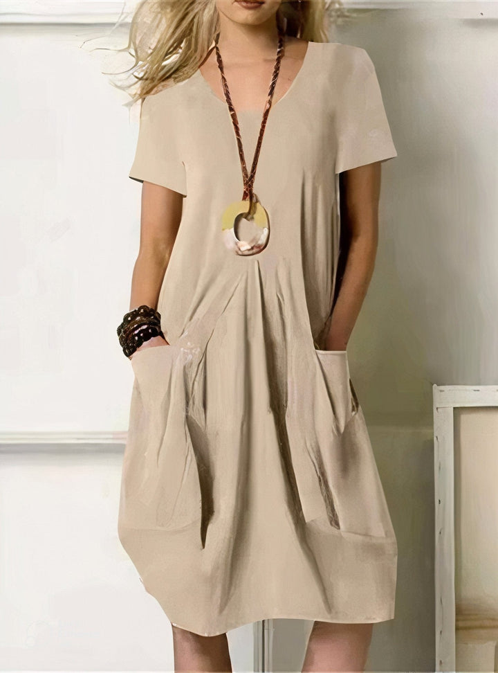 Kwani | Relaxed Midi Dress with Pendant