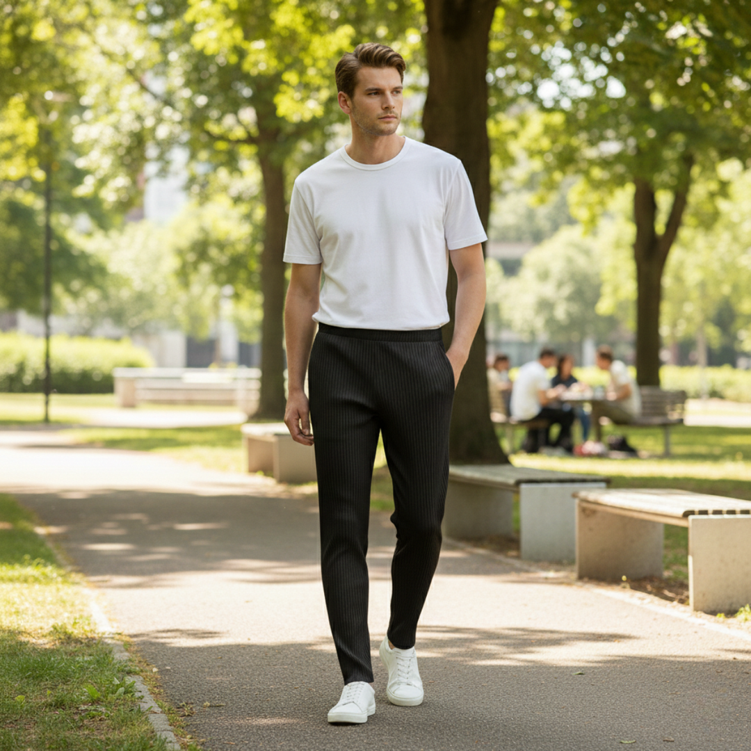 The Pineview Park Men’s Lightweight Loose Fit Pleated Straight Leg Pants