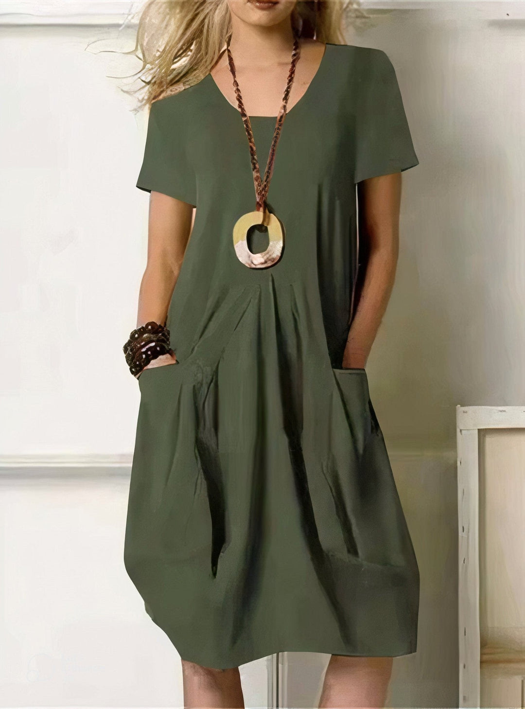 Kwani | Relaxed Midi Dress with Pendant