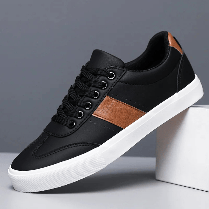 Bentley - Heritage Court Trainers