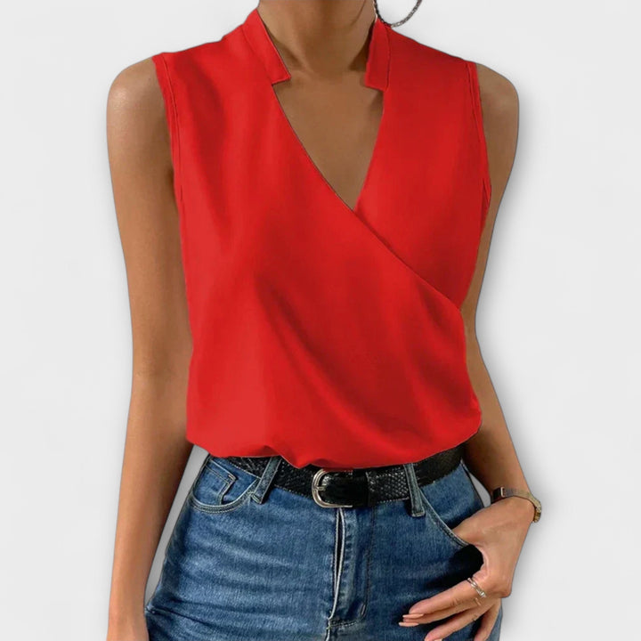 Loretta | Chic V-Neck Blouse for Any Occasion