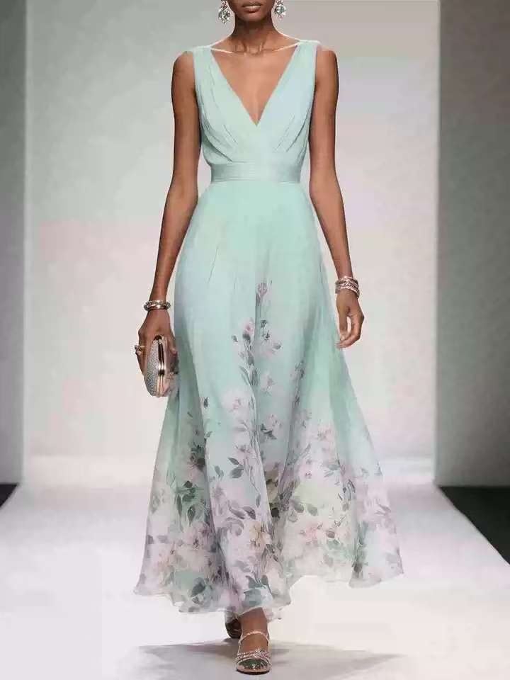 Mica | Sleeveless Flowing Maxi Dress