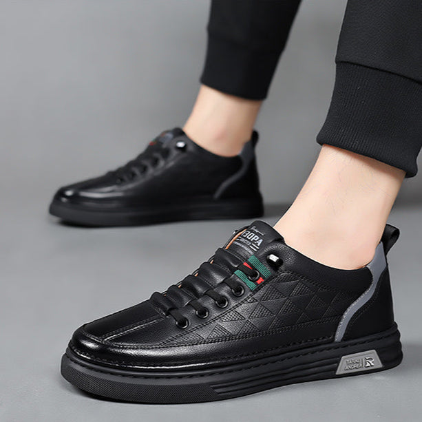 Ulric - Classic Leather Comfort Sneakers