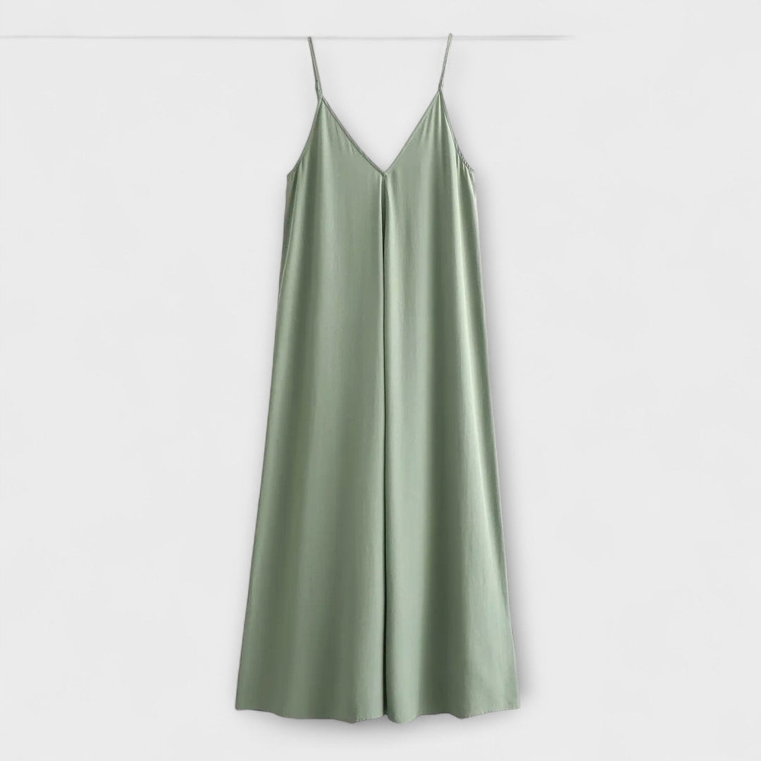Chic Maxi Dress for Any Occasion