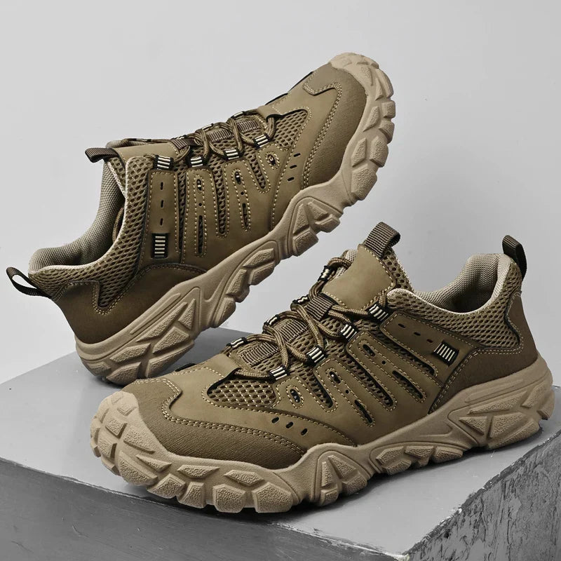 Kenneth - Retro Trail Sneakers