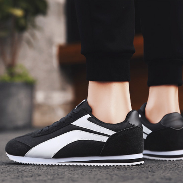 Merrick - Classic Street Style Sneakers