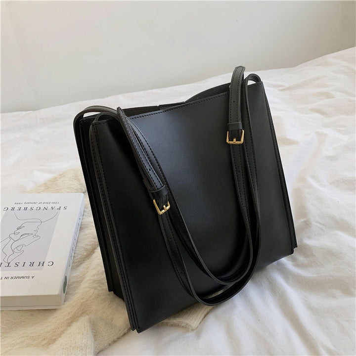 Claudia | Sleek Long-Strap Shoulder Tote