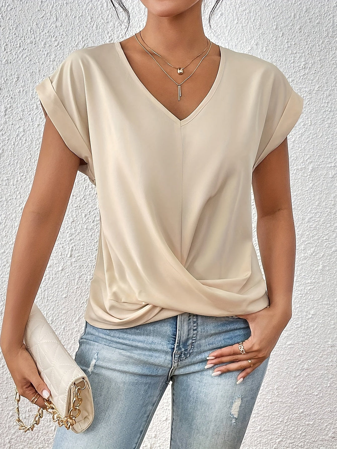 Clea | Sweetheart Neck Everyday Top