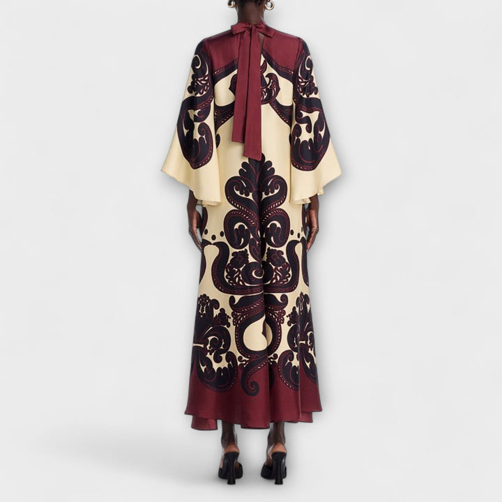 Chic Grenadilla Print Maxi Dress for Any Occasion