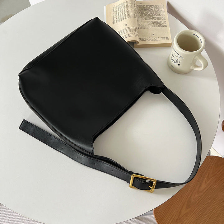 Elise | Adjustable Strap Slouchy Shoulder Bag