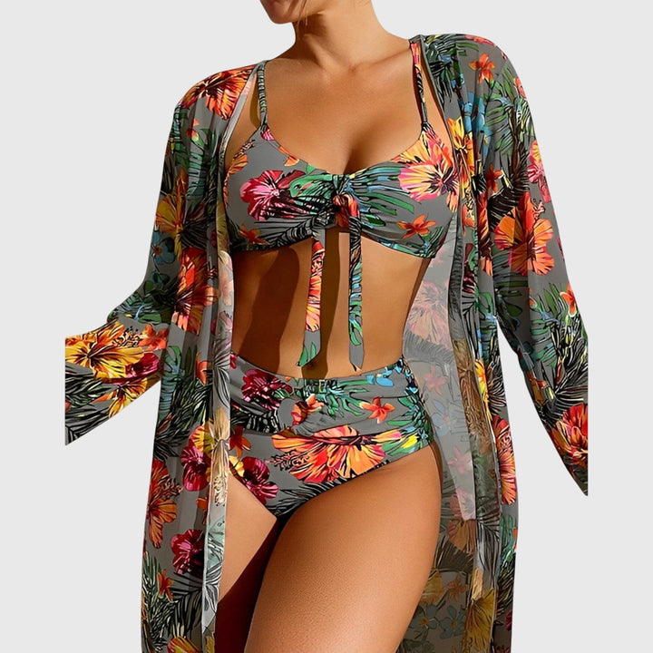 Luna - Chic Swimwear Set for Poolside Elegance