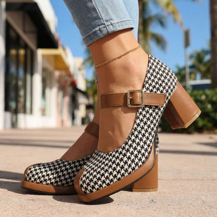 Adriana Mary Jane Pumps