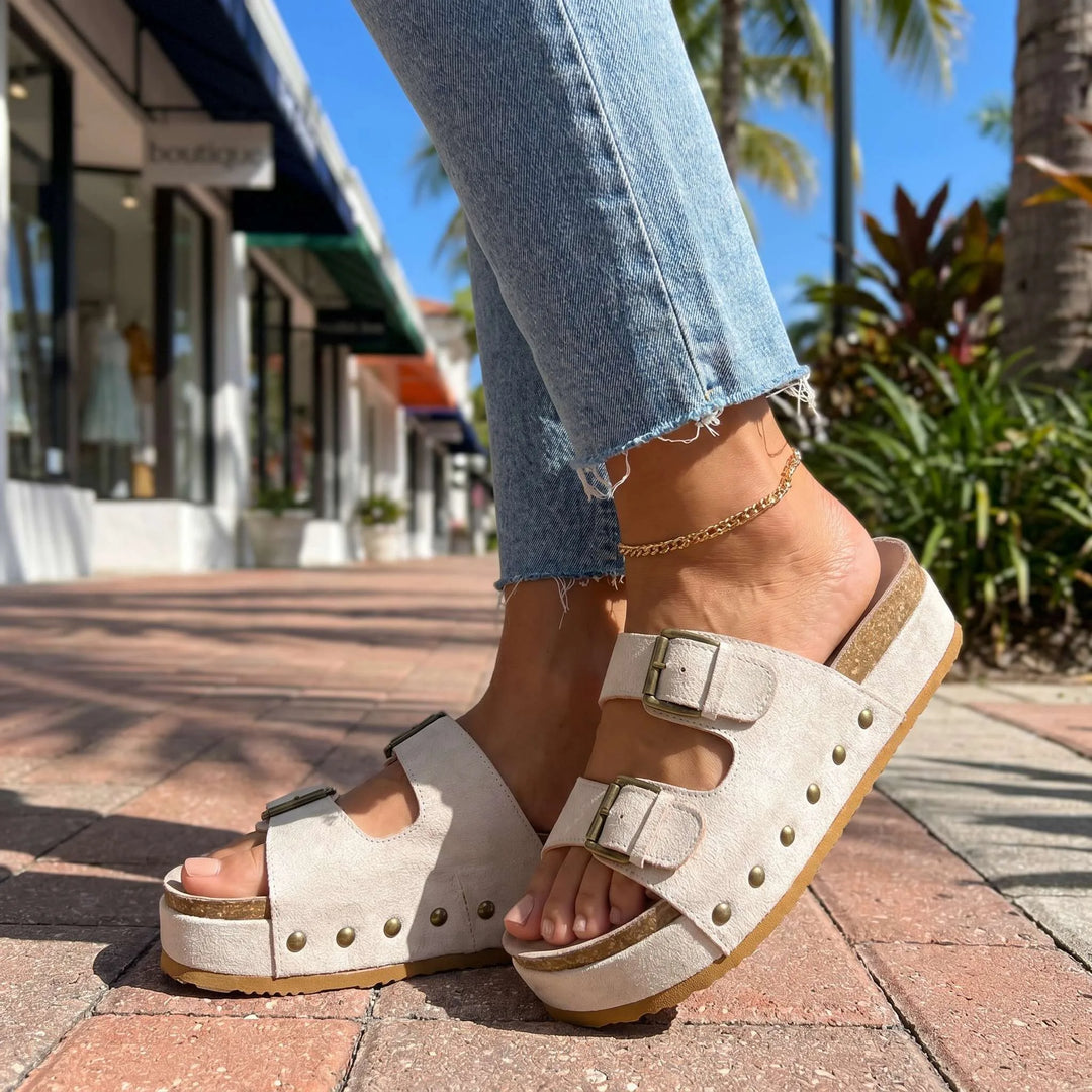 Luana Velvet Platform Slides
