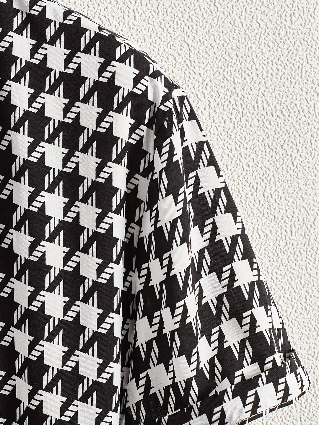 Stefan - Elegant Everyday Button-Up Shirt