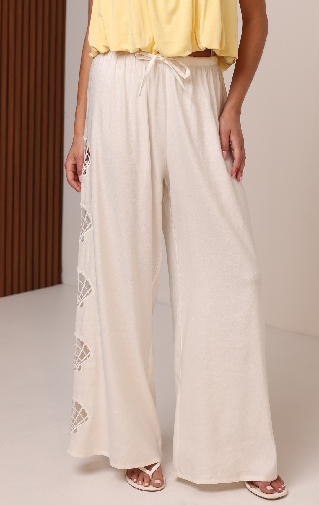 Shelly | Coastal Breeze Wide-Leg Pants